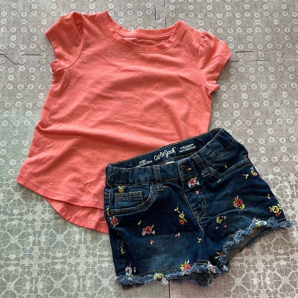 Cat & Jack coral/floral denim short outfit - 5T